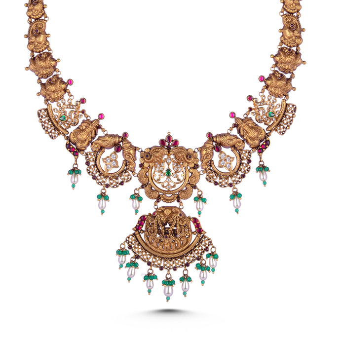 SHORT NECKLACE