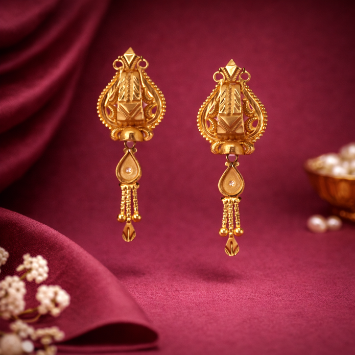 PLAIN FANCY EARRING