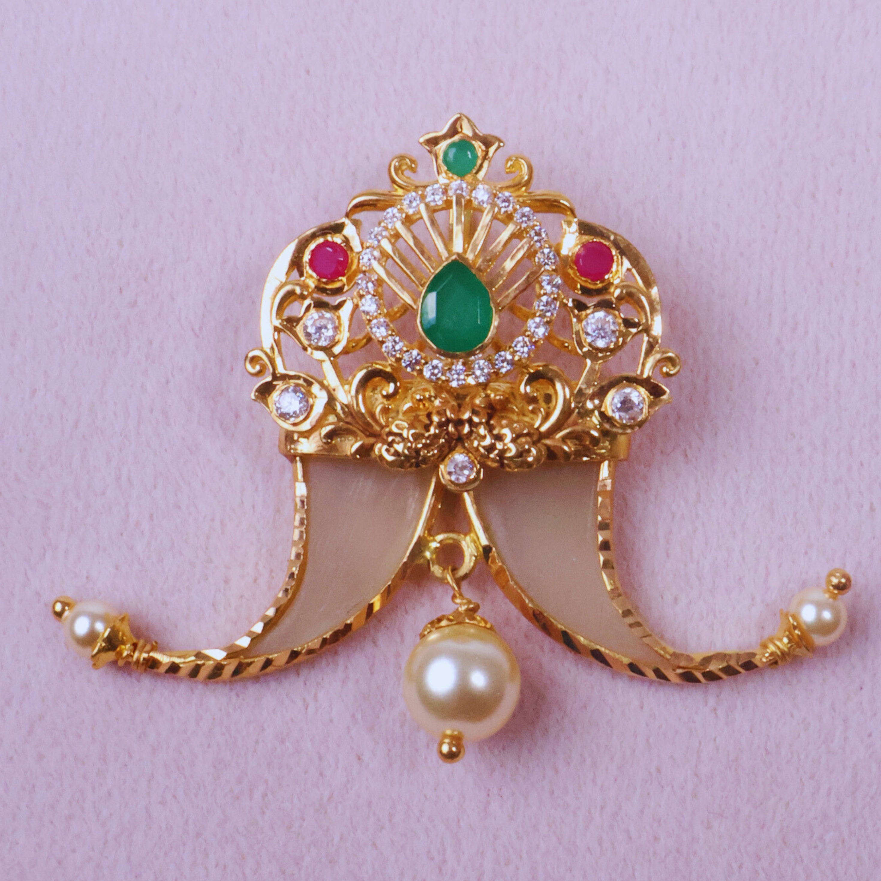 FANCY LOCKET