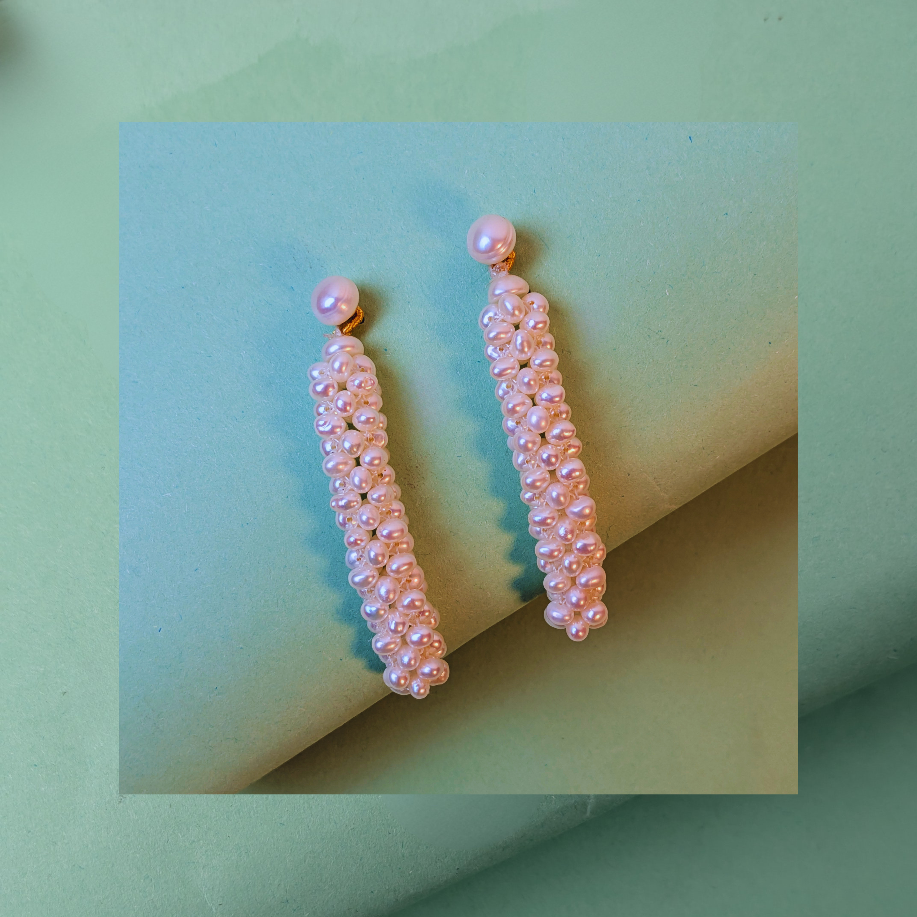PEARLS EARRINGS