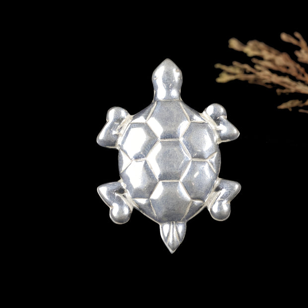 Silver Tortoise Idol – Symbol of Longevity & Prosperity