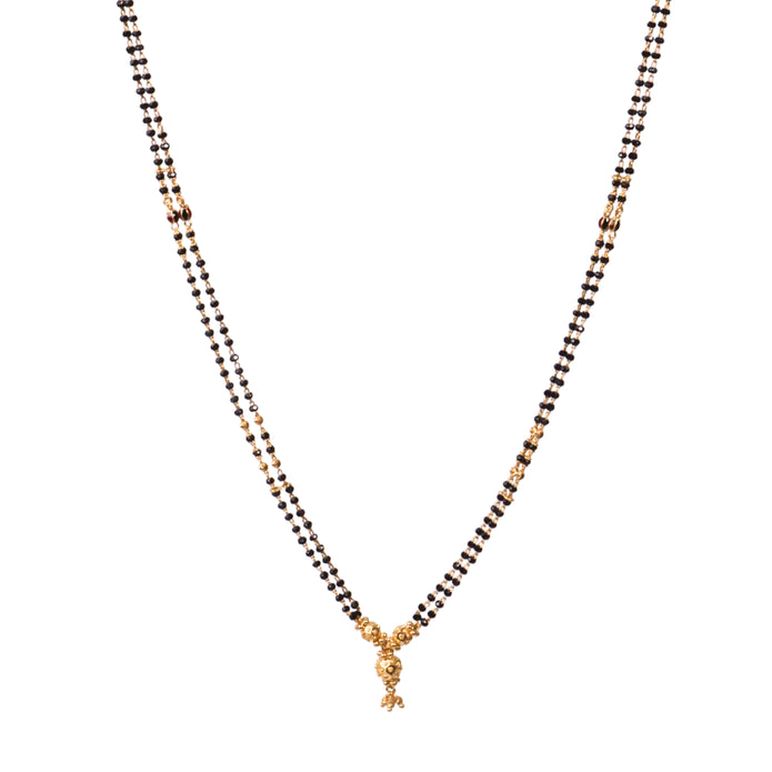 SHORT FANCY BLACK BEADS