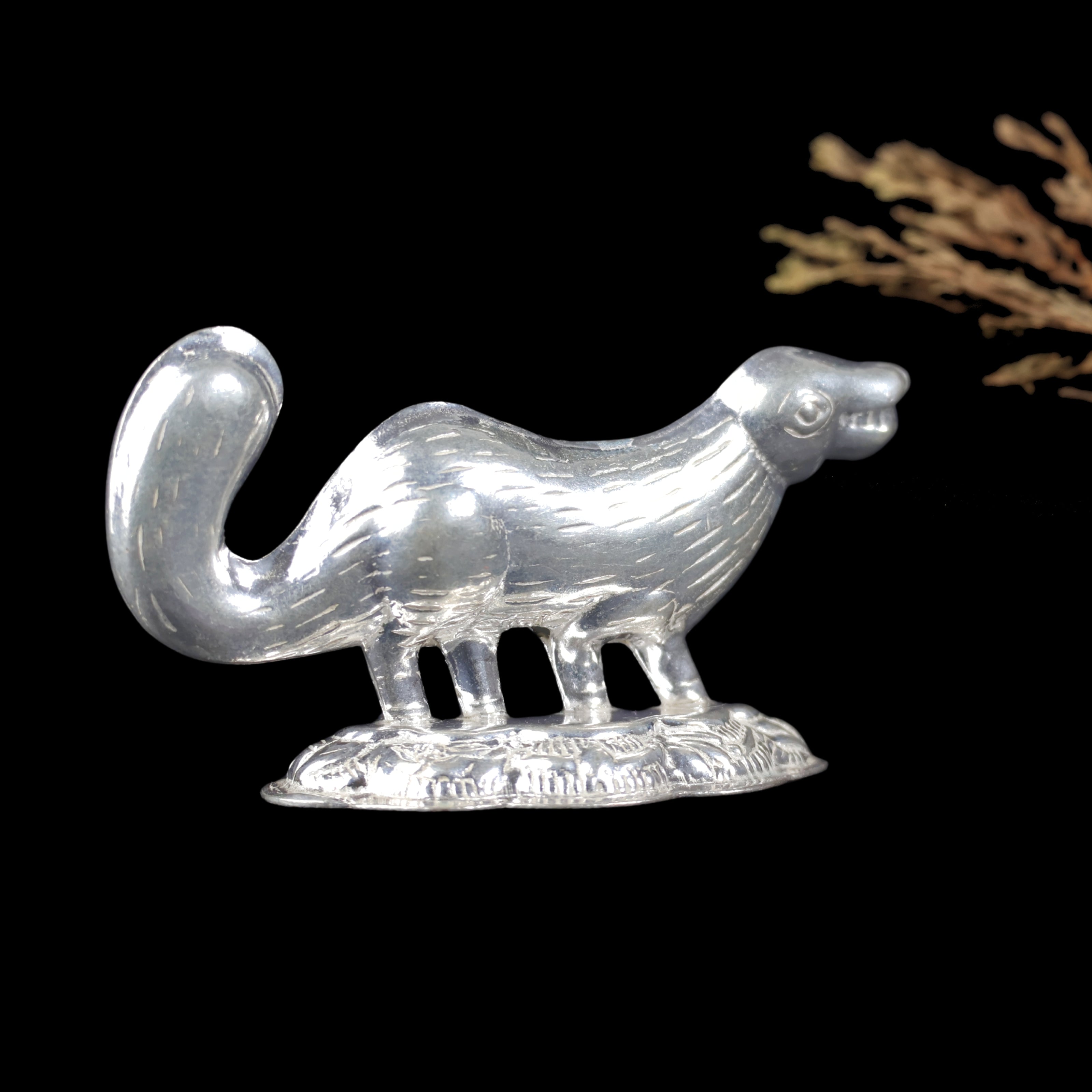 Silver Squirrel Idol – Symbol of Agility & Good Fortune