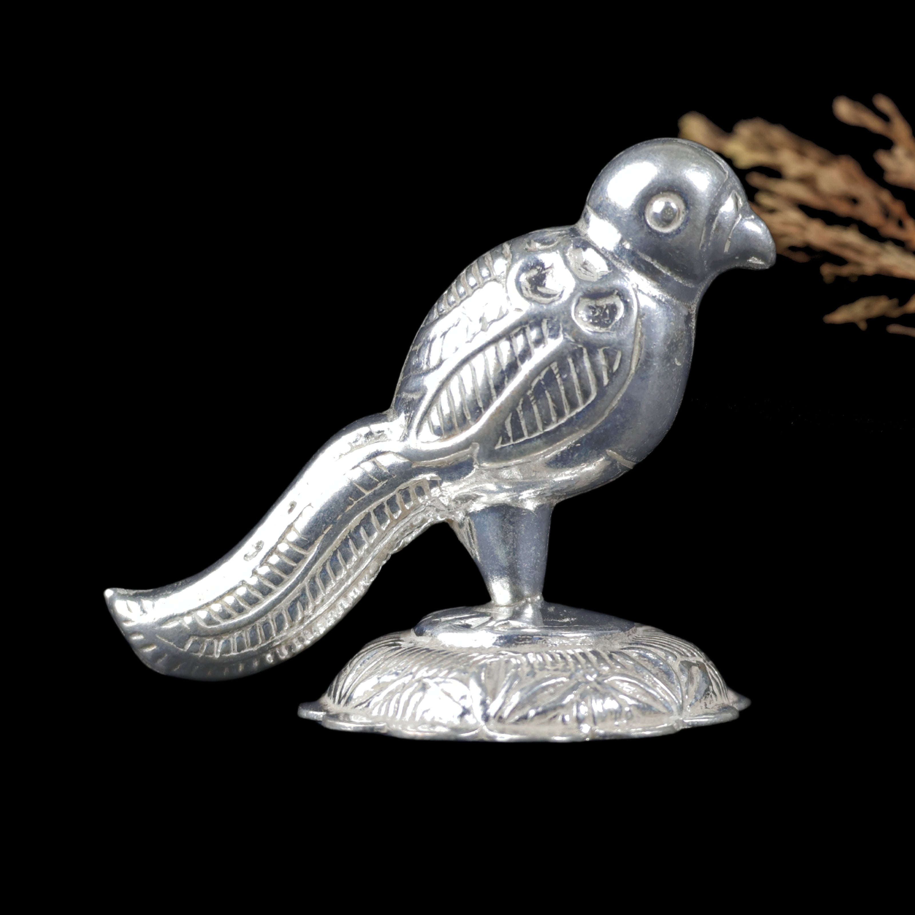 Silver Bird Idol – Symbol of Peace & Prosperity