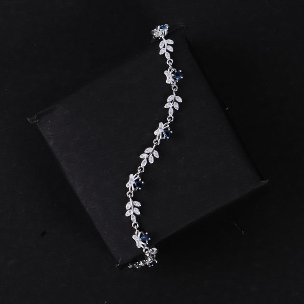 SILVER GIRLS BARCELETS
