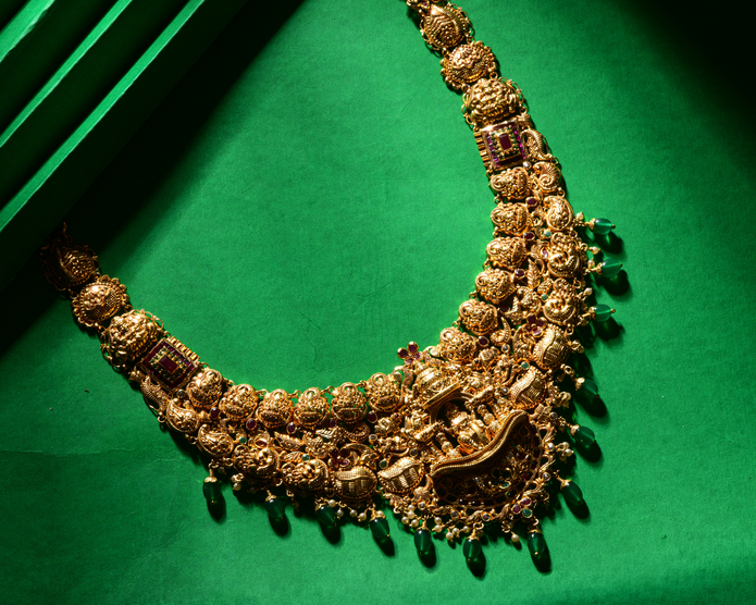 TEMPLE SHORT NECKLACE