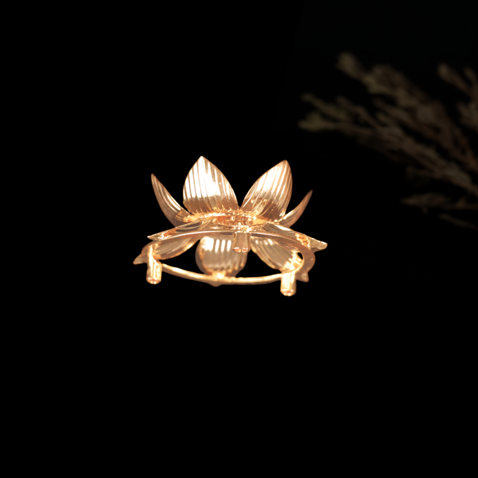 Silver Agarbatti Stand – Lotus Flower Incense Holder