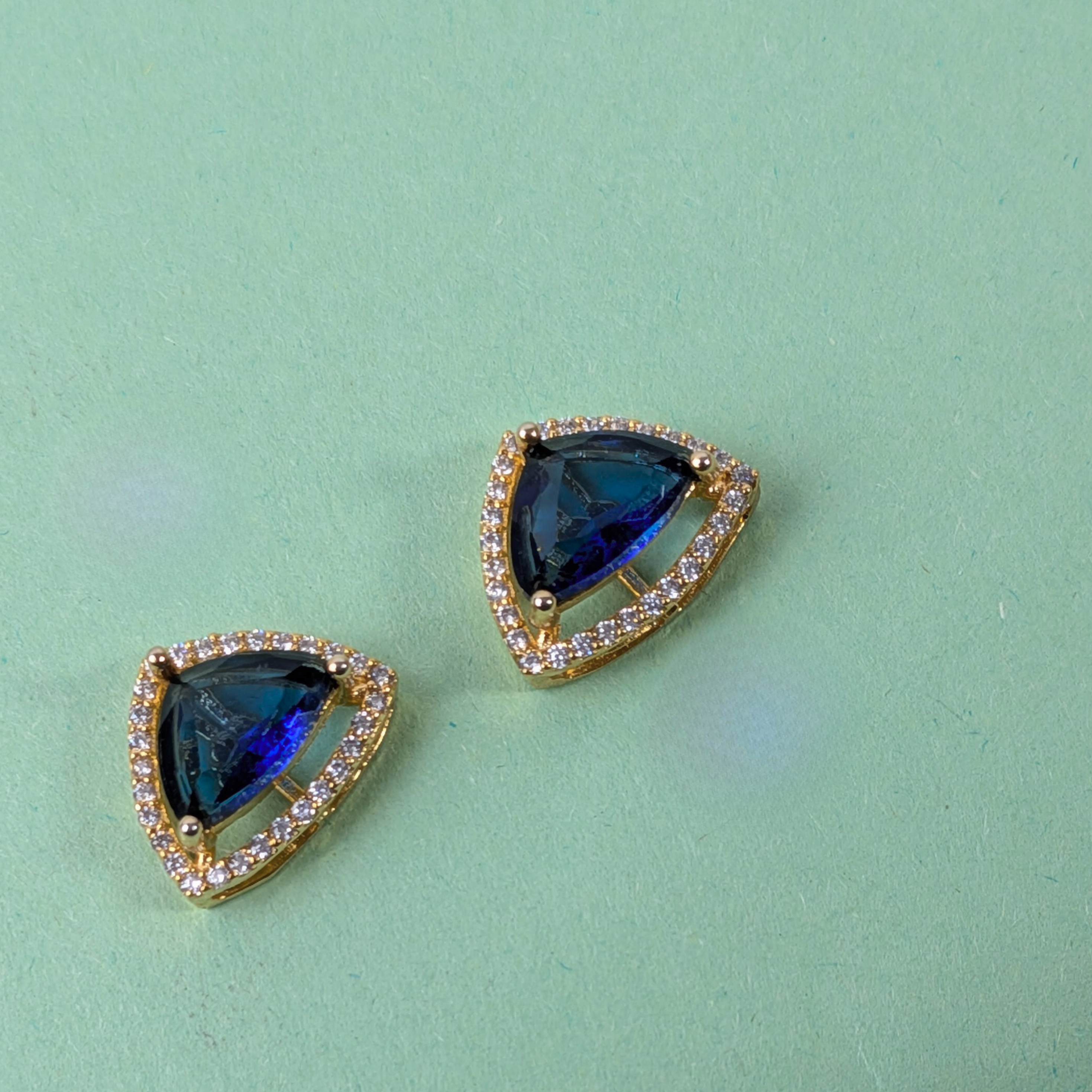 BLUE STONE PEARLS SET