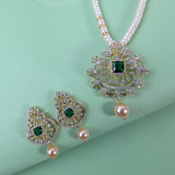 PEARLS NECKLACE SET