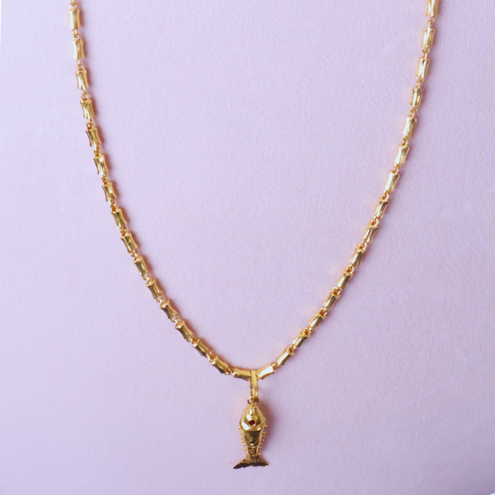 FISH PENDENT WITH CHAIN