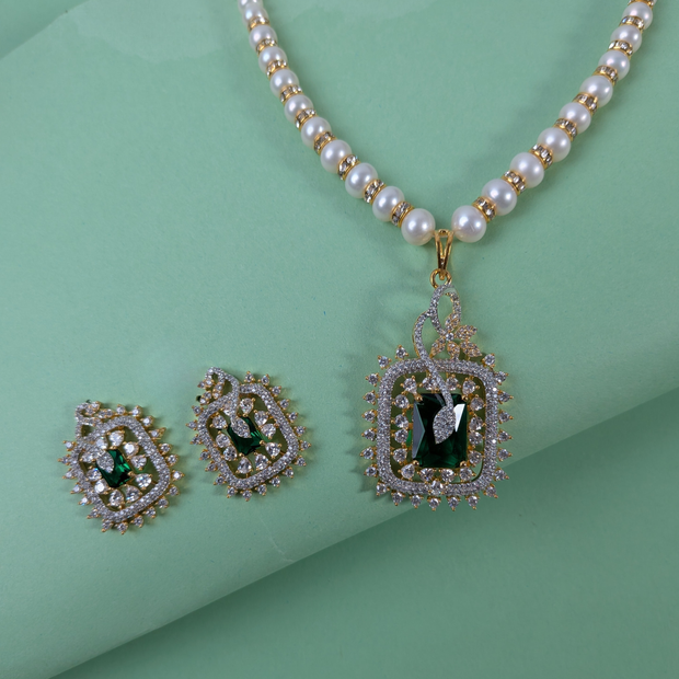 PEARLS NECKLACE SET