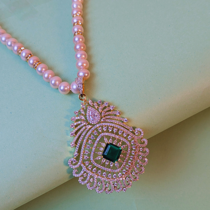 PEARLS NECKLACE SET