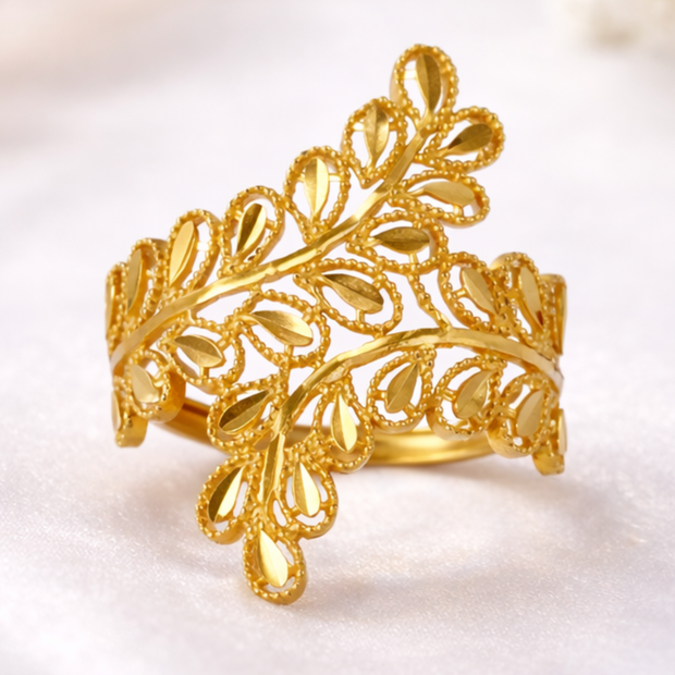 LADIES FANCY RING