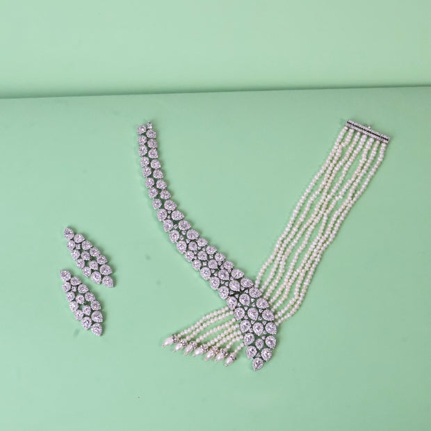 Elegant Pearl & Crystal Necklace Set