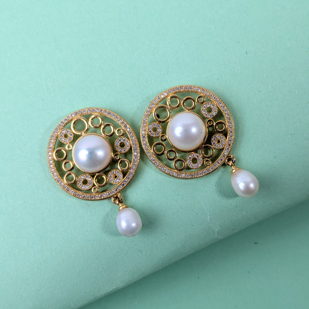 PEARLS LOCKET SET
