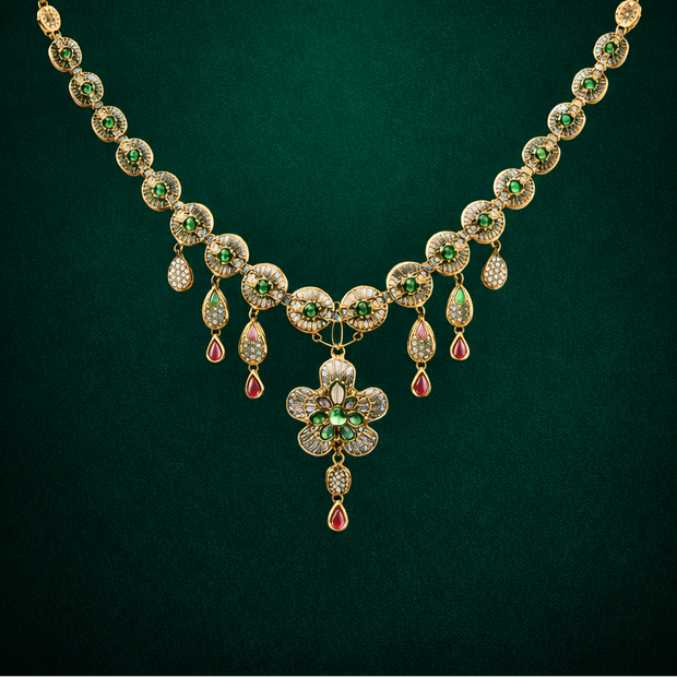 SHORT NECKLACE