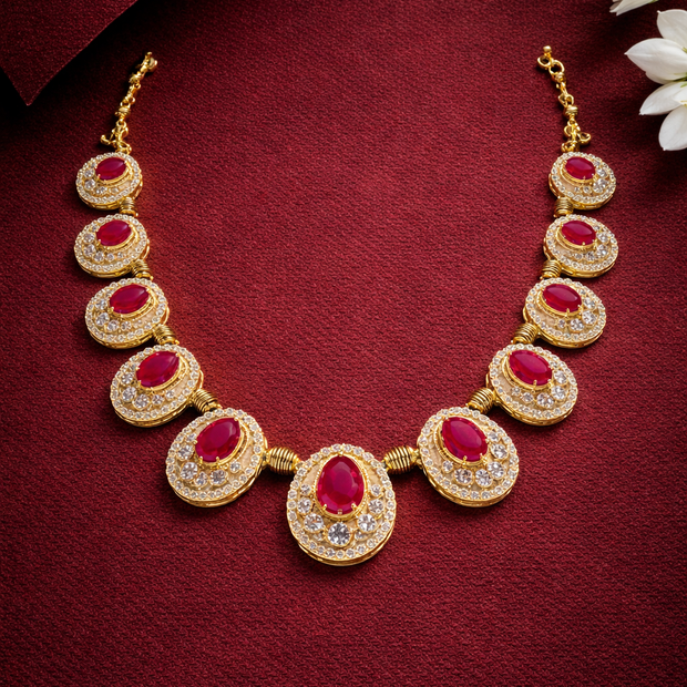 SHORT NECKLACE