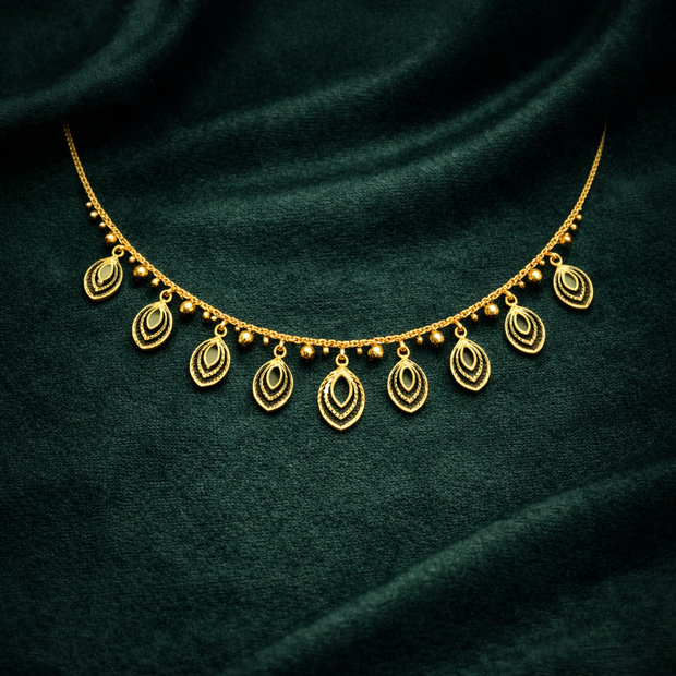 FANCY SHORT NECKLACE
