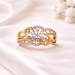 LADIES FANCY EMROLD RING