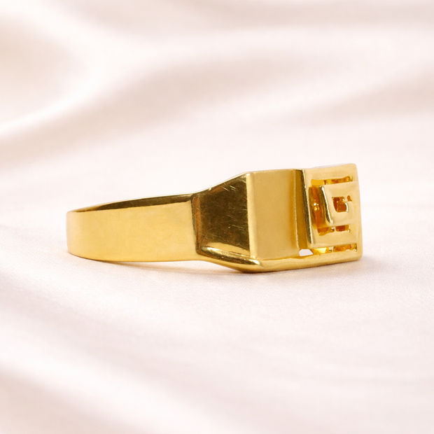 FANCY RING