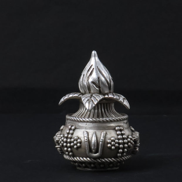 Traditional Silver Kalash with Coconut 92.5